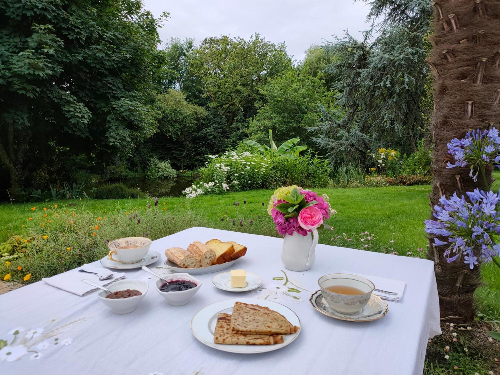 Bed and Breakfast Chez Sophie Plescop Экстерьер фото